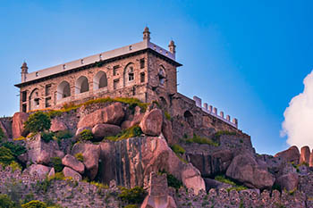 Golconda Fort, Hyderabad, India (Photo by Aamir on Unsplash)