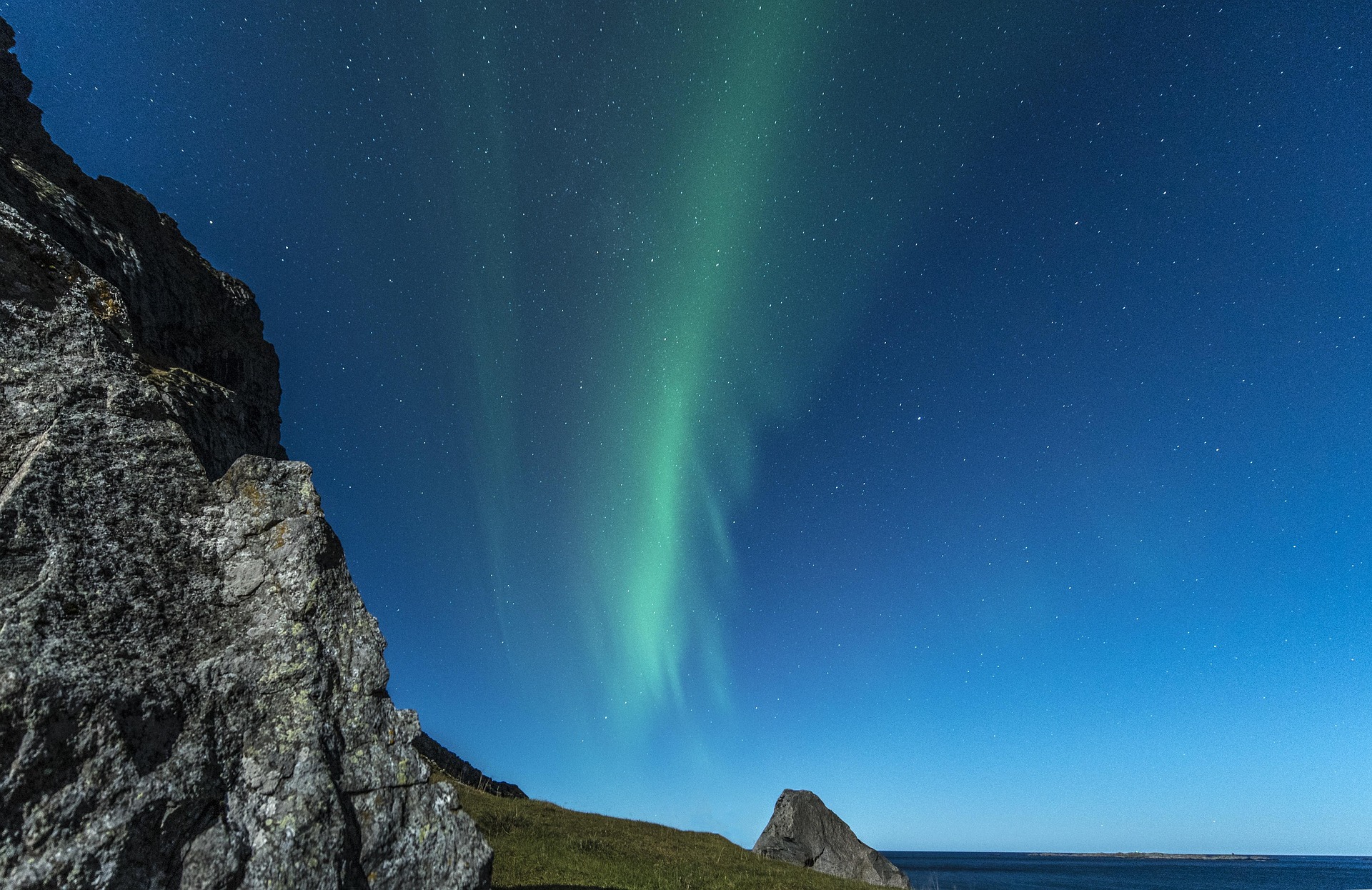 Northern lights in Lofoten islands, 